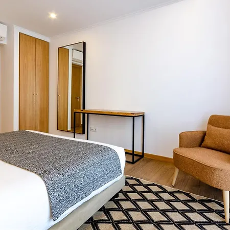 Morais Soares 131 Lisboa